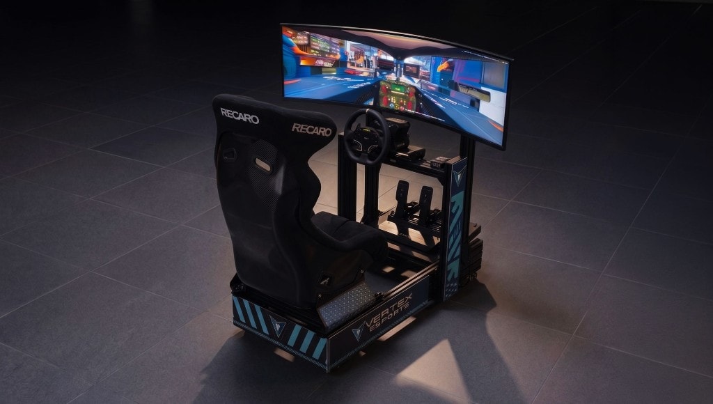 Sim racing setup at Evolt